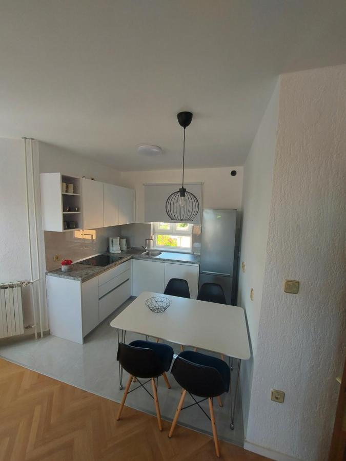 Apartments Fugosic Punat Eksteriør billede