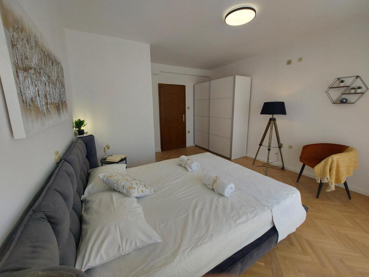 Apartments Fugosic Punat Eksteriør billede